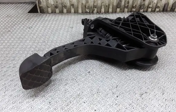 Seat Leon (1P) Clutch pedal 1K1721059DL