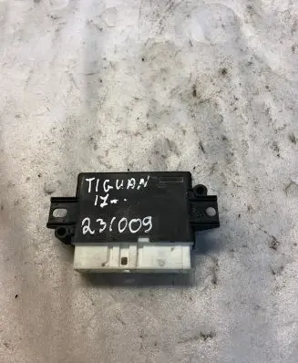 Volkswagen Tiguan Parking PDC control unit/module 3q0919298b