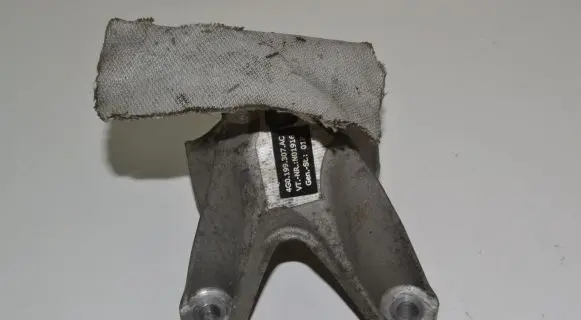 Audi A6 S6 C7 4G Engine mounting bracket 4G0199307AC