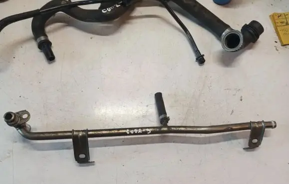 Volvo S80 Engine coolant pipe/hose 7G9N8K158AC