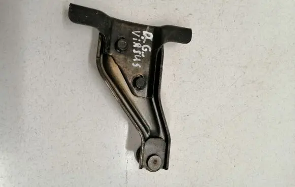 Mazda 5 Sliding door upper roller guide/hinge 