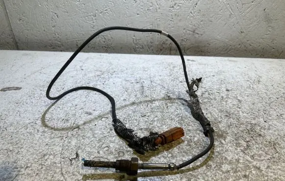 Audi A4 S4 B7 8E 8H Exhaust gas temperature sensor 03G906088
