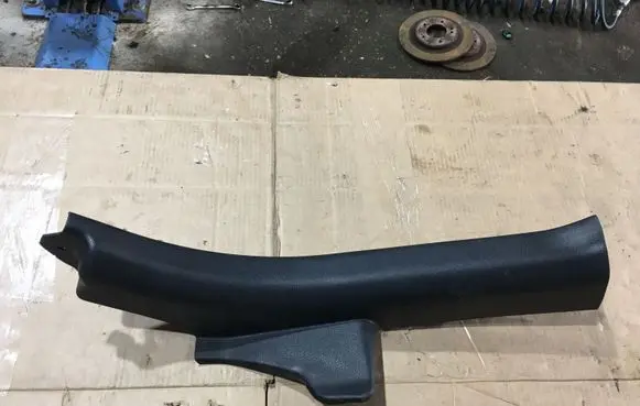 Hyundai i40 Rear seat side bottom trim 858753Z000