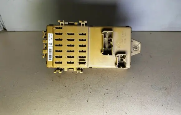 Subaru Legacy Fuse module 971219