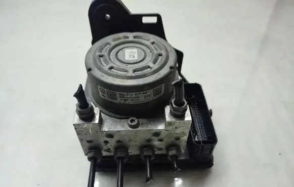 Audi A3 S3 8V ABS Pump 3Q0614517AA 3Q0907379AA