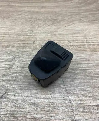 BMW 3 E46 Wing mirror switch 8373692