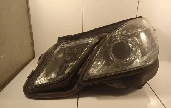 Mercedes-Benz E W212 Headlight/headlamp A2128200361KZ 009702030043761