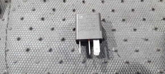Opel Zafira A Other relay 24432680