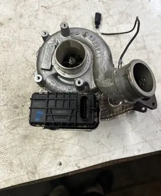 Audi A6 S6 C7 4G Turbo 059145874J