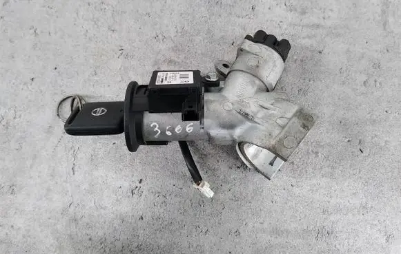 Nissan Micra Ignition lock N050165328590AX600