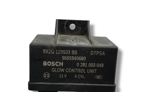 Glow plug pre-heat relay