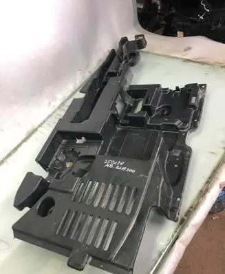 Mercedes-Benz GLA H247 Tool box A1778902100