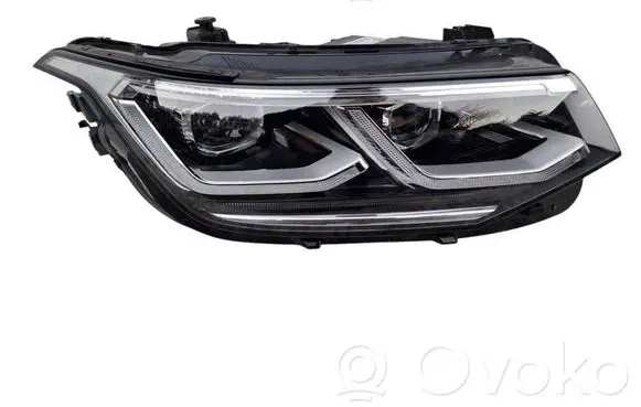 Volkswagen Tiguan Headlight/headlamp 5NB941082C