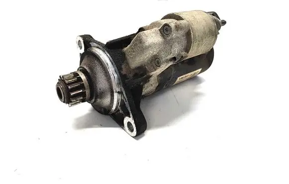 Volkswagen Caddy Starter motor 02E911024C