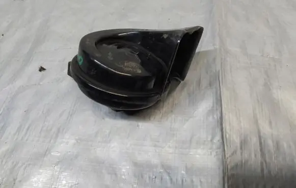 Volkswagen Golf VIII Horn signal 5H0951206C