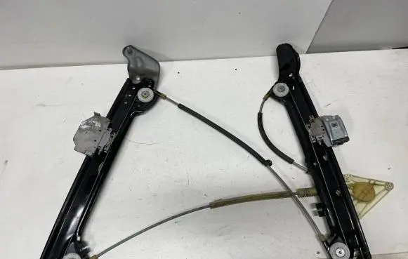Audi A3 S3 8V Front window lifting mechanism without motor 8V7837461