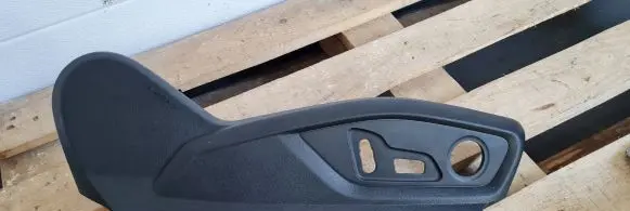 Audi Q7 4M Other interior part 4M0881326B 4M0881326C