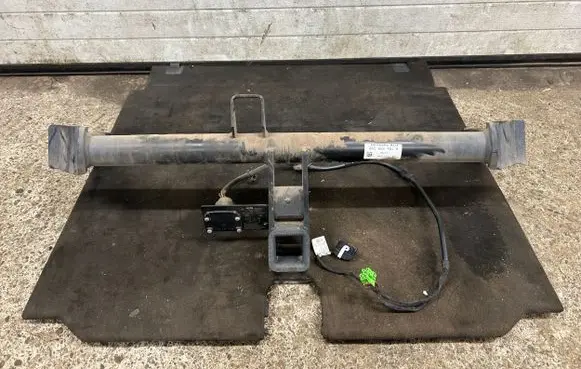 Porsche Macan (95B) Tow bar set 8R0800491A 95B971124