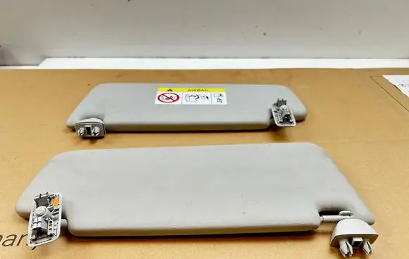 Skoda Octavia Mk3 (5E) Sun visor