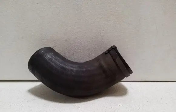 Volvo XC60 Intercooler hose/pipe