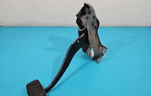 Isuzu D-Max Pedal assembly IMPRK1362697
