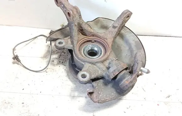 Honda CR-V Front wheel hub spindle knuckle 57450SXS