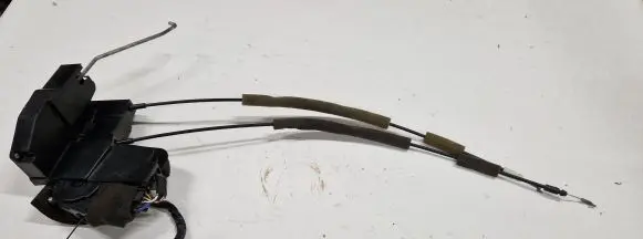 Mazda CX-7 Front door lock 0462