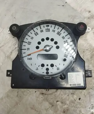 Mini One - Cooper R50 - 53 Speedometer (instrument cluster) 67379411