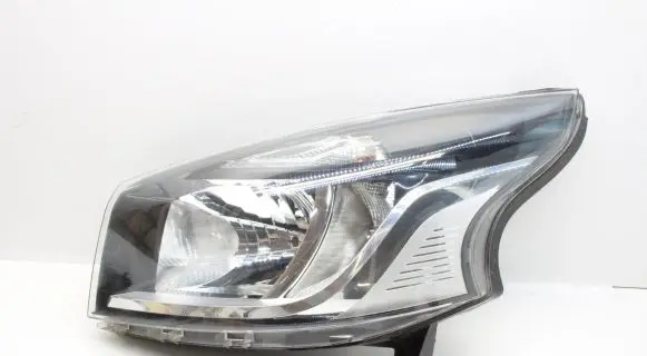 Renault Trafic III (X82) Headlight/headlamp 260606870R