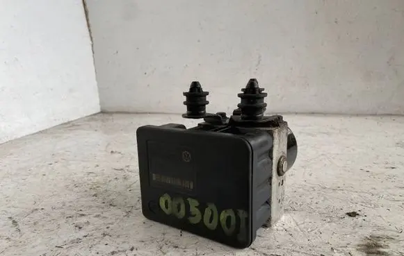 Volkswagen Golf V ABS Pump ATE1K0614517H