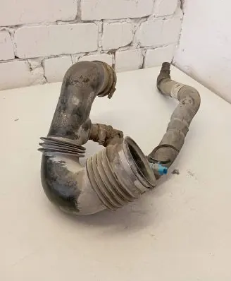 Ford Ranger Intercooler hose/pipe AB3990623AE AB396853FB