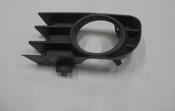 Renault Megane II Front fog light trim/grill 8200115117