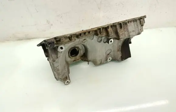 BMW X3 F25 Oil sump 7601942