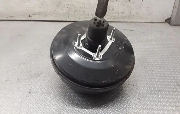 Subaru Legacy Brake booster