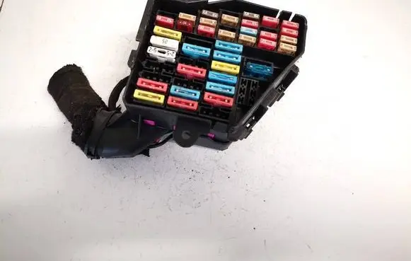 Skoda Octavia Mk1 (1U) Fuse box set