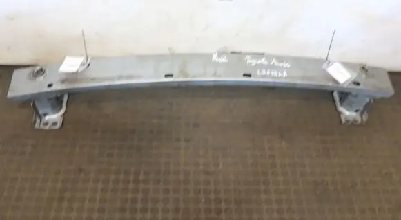 Toyota Auris E210 Front bumper support beam 