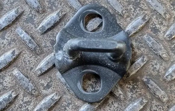 Mazda CX-5 II Trunk lock loop 
