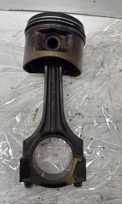 Mercedes-Benz E W124 Piston with connecting rod 1020302620 1030302419 A1020302620