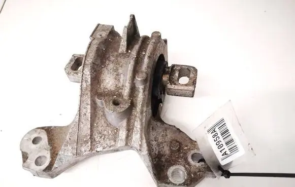 Peugeot 407 Engine mount bracket 307367