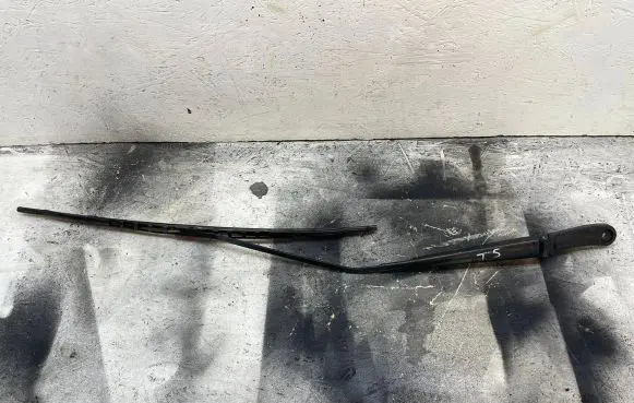 Volkswagen Multivan T5 Front wiper blade arm 7H1955410C