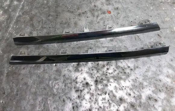 Volkswagen Multivan T6 Front grill 7E5853102-BILI 7E5853102 7E5853101
