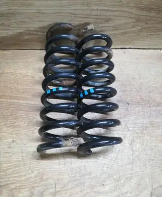 Mercedes-Benz CLK A209 C209 Rear coil spring