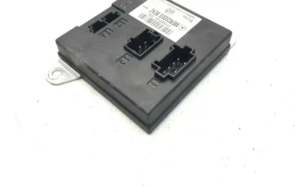 Mercedes-Benz E W211 Comfort/convenience module 2115452132 K1719