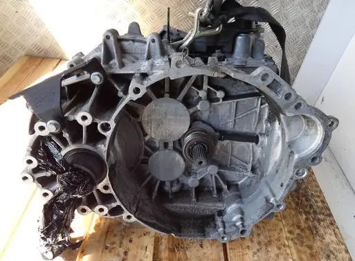 Volvo XC60 Manual 6 speed gearbox 8G9R7002KA