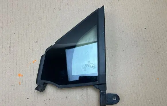 Volkswagen ID.4 Front door vent window glass four-door 11A845113