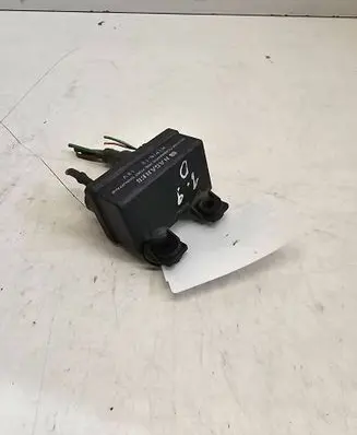 Renault Scenic I Glow plug pre-heat relay 7700867558C
