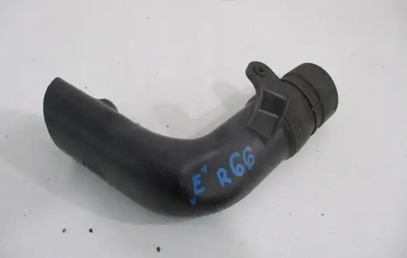 Renault Megane III Air intake duct part 8200923144