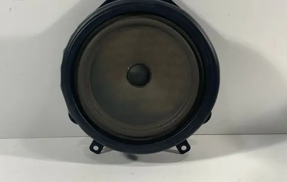 Audi A3 S3 A3 Sportback 8P Front door speaker 8P0035411