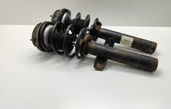 BMW 5 E60 E61 Front shock absorber with coil spring 6772220 6772219 31316772220
