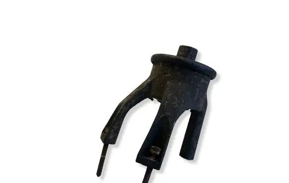 Volkswagen Transporter - Caravelle T5 Engine mounting bracket 7H0199849